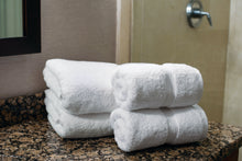 Load image into Gallery viewer, TOALLA COLOR BLANCO 100% ALGODÓN - TM PLUSH